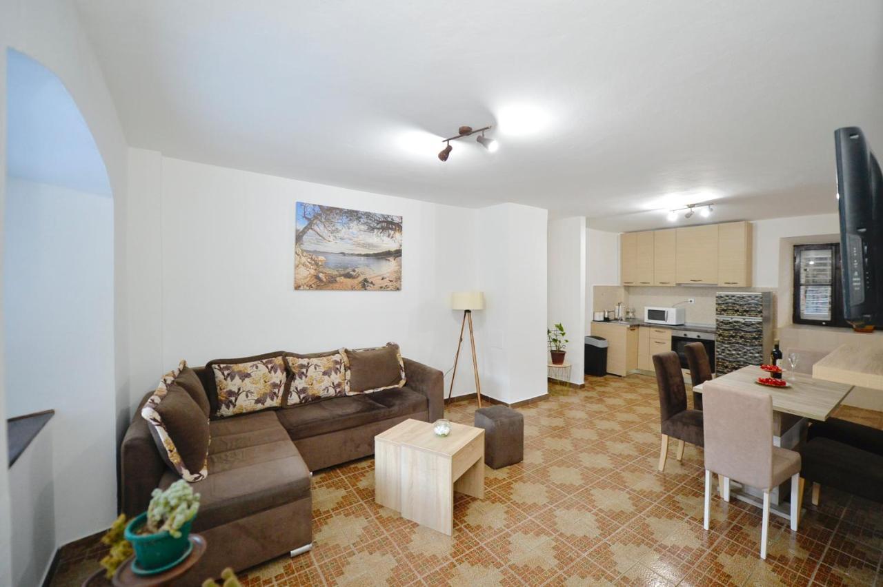 Stone House Dobrota,Free Private Parking Villa Kotor Exterior photo