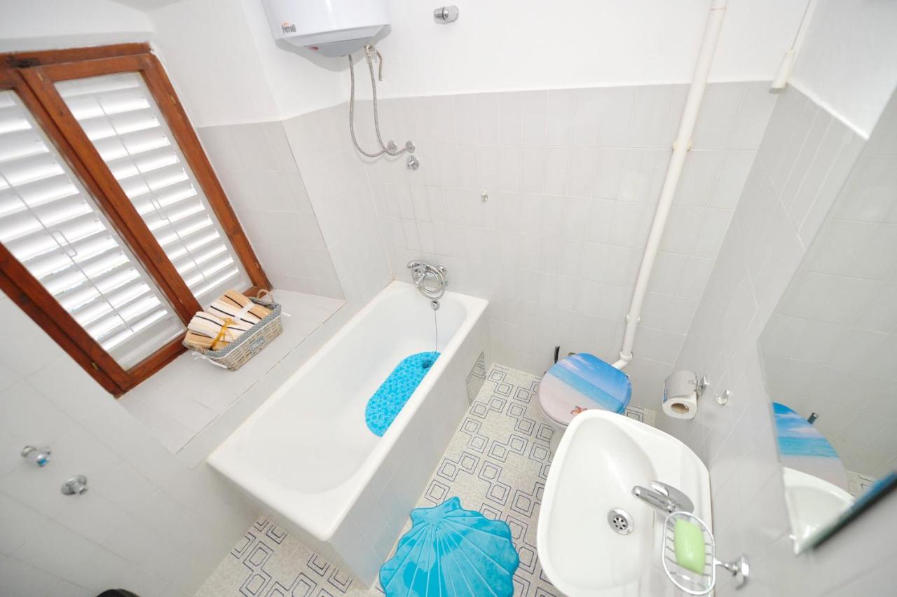 Stone House Dobrota,Free Private Parking Villa Kotor Exterior photo